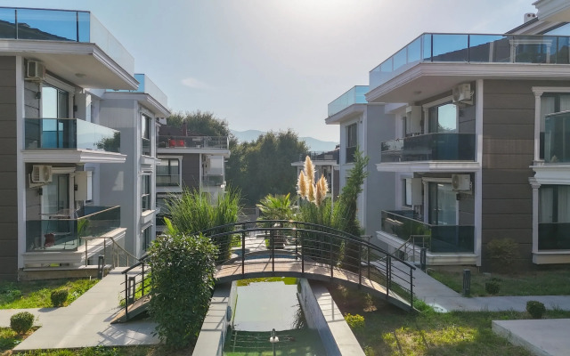 Апарт-отель Flower City Suits