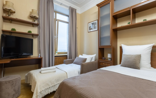 Улучшенные Апартаменты с гостиной  видом на реку