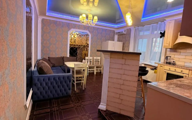 Апартаменты Уютные трехкомнатные с видом на парк Краснодар