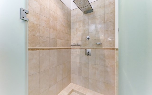 Квартира R&B на Невском