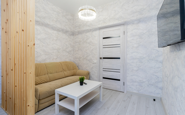 Lyuks posutochno v Zhk Chernika Flat