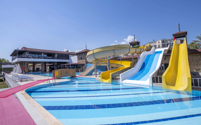 Armas Labada Hotel