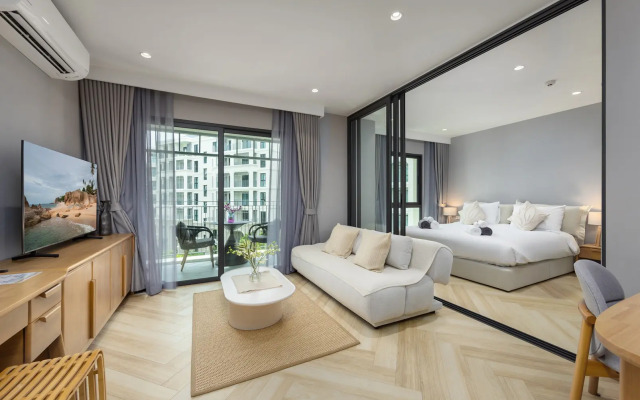 Апарт-отель The Title Legendary BangTao Beach by TropicLook