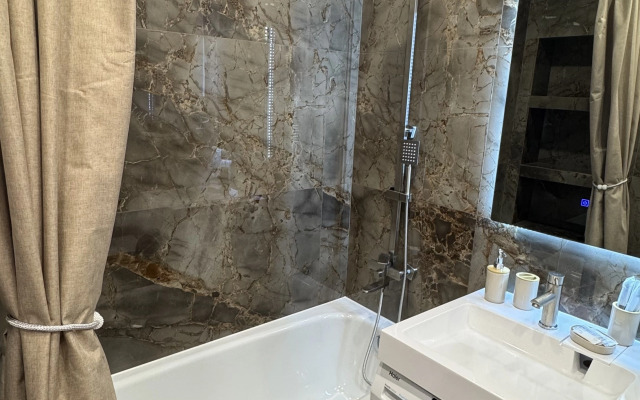 Квартира Уютная евротрехкомнатная