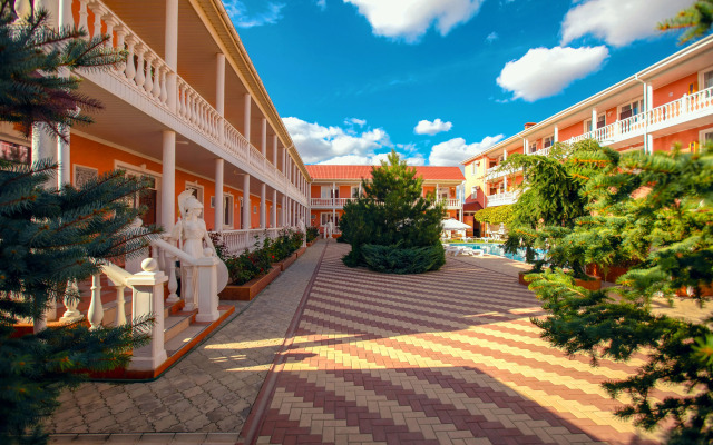 Гостевой дом Рэд Хаус