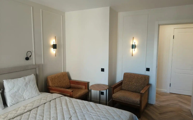 Biznes-Apart Gavan Smolenki Flat