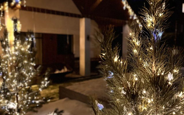 Posutochno Yekad Private House