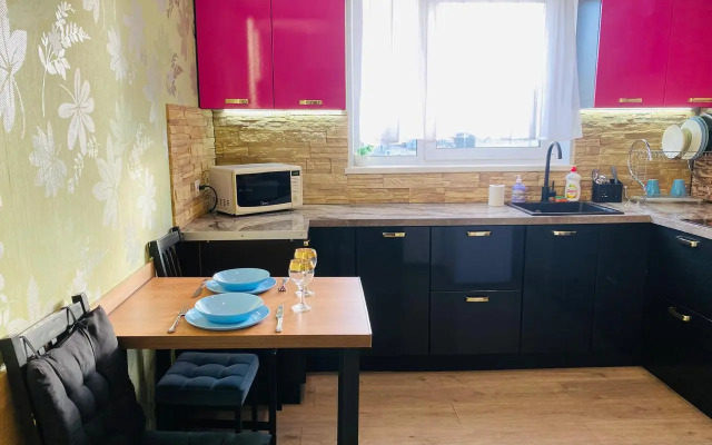 Апартаменты с 1 комнатой с отличным ремонтом (КВАРТИРА51)