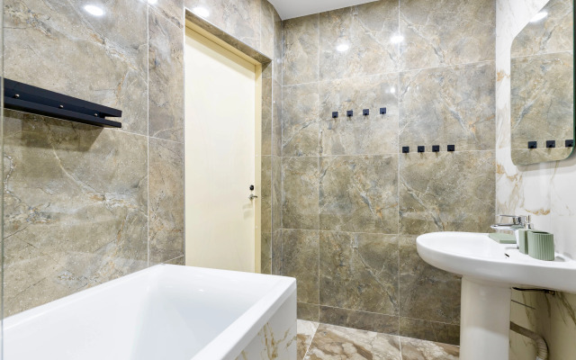 Prostornaya S Dvumya Spalnyami Flat