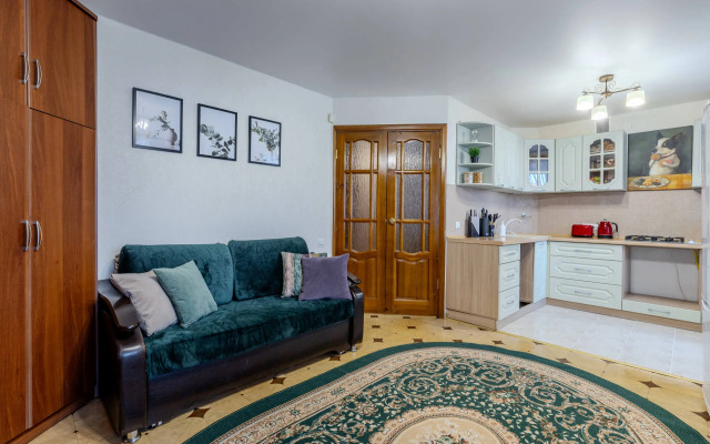 3-K po Priyatnoy Tsene Ryadom s Naberezhnoy Flat