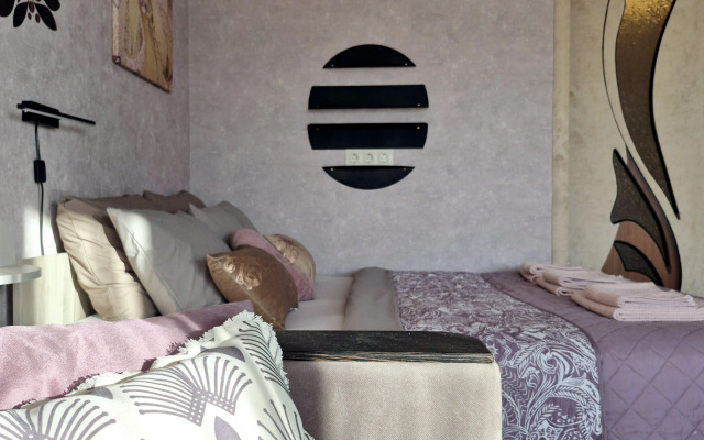 Dizaynerskaya "Modern" Flat