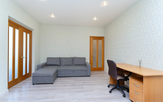 Tsentr 2kh Komn/60m2 Flat