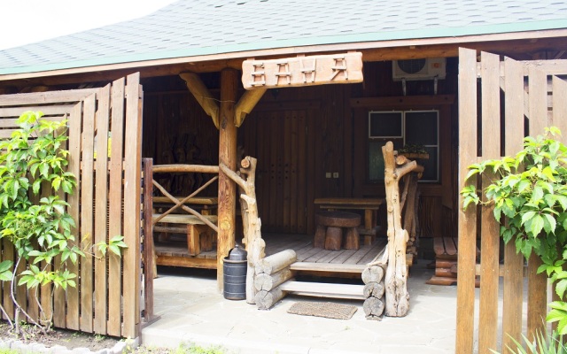 Okhotnichiy Club
