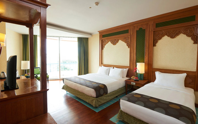 Long Beach Garden Hotel & Pavilions