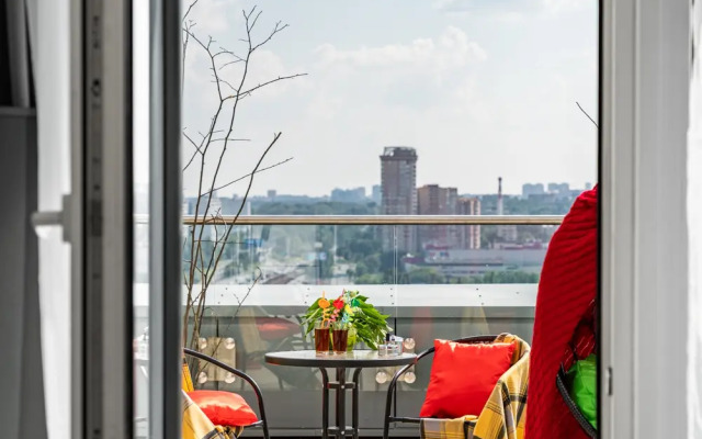 Апартаменты с личной террасой около острова мечты метро Технопарк