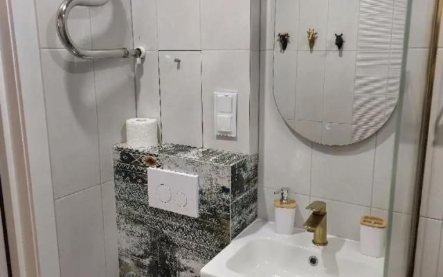 Yarkaya V Tsentre Kaliningrada Lodging house