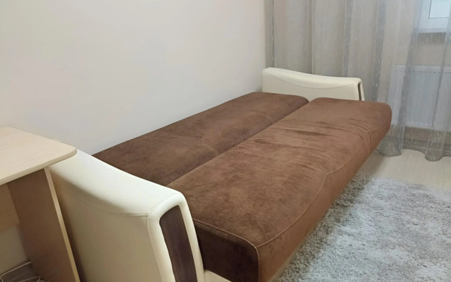 Yevrotreshka (122) Flat