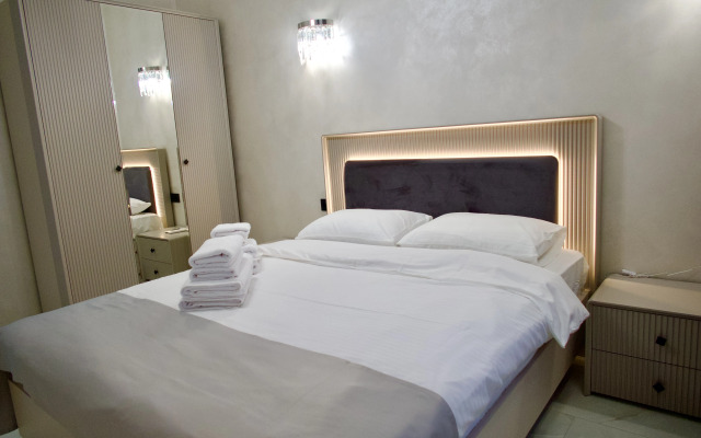 V Tsentre Goroda Flat