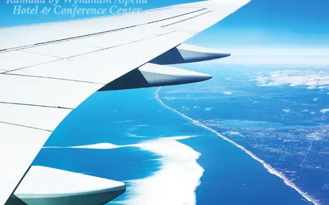 Отель Ramada Hotel & Conference Center