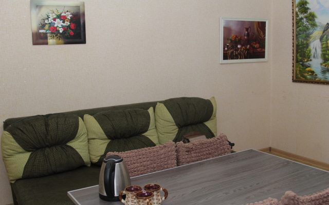 Uyut Guest House