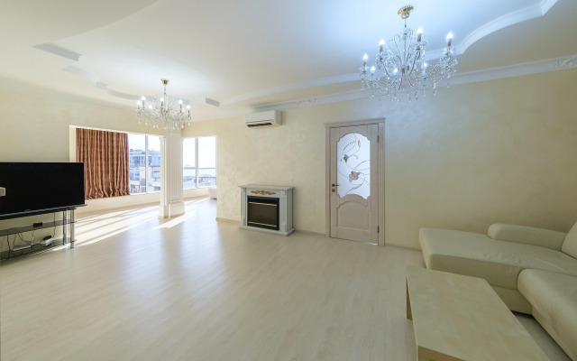 3K Vidovye 130m, u Morporta s Dzhakuzi. 500 m do Morya Apartment