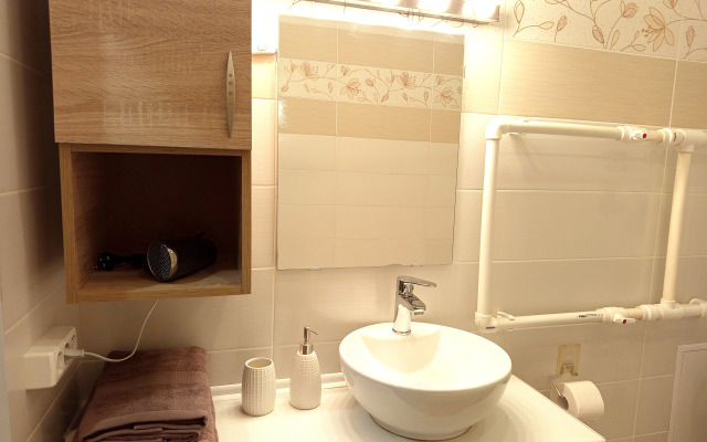 Квартира Уютная Рядом с ОДКБ и Аквапарком