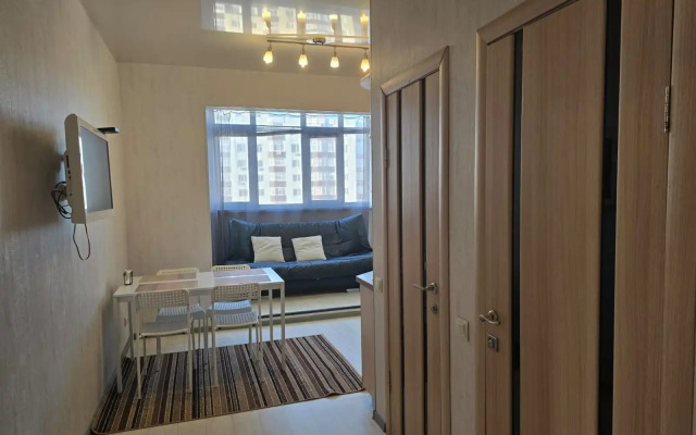 Квартира Трехкомнатная Сургут