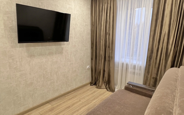 Квартира 3-комнатная на  Никитина 38