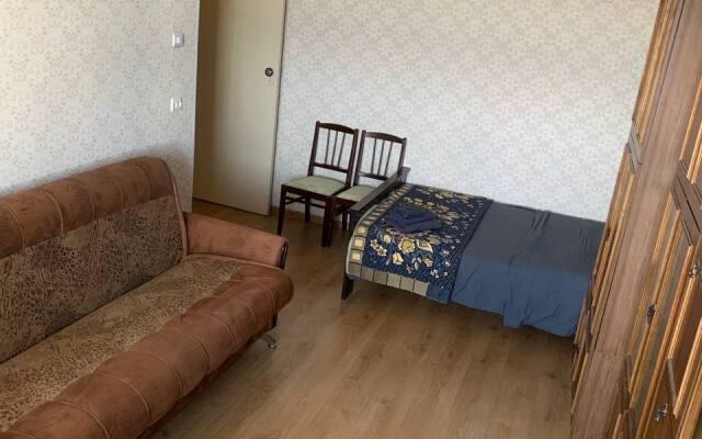 Schastlivaya Matreshka v Kolpino dlya Bolshoy Kompanii Flat