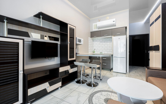 Апартаменты Студия с Просторной Террасой в ЖК Актер Гэлакси