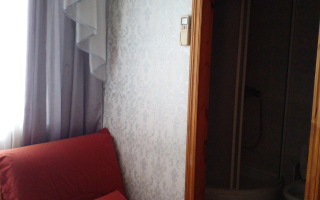 Yuzhny Ray Guest House