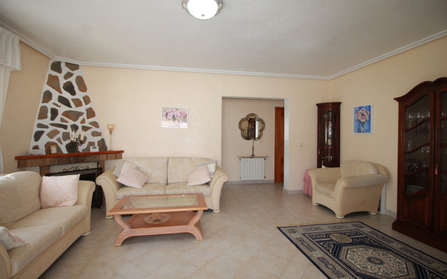 V Los Balkones Villa