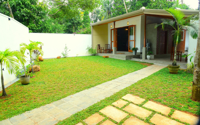 Bell Rose Hikkaduwa Apartment Hotel