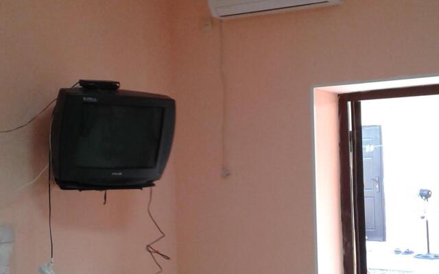 Atlan Guest House