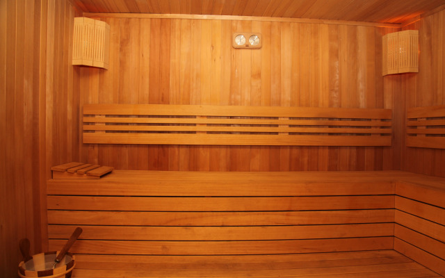 Armis Hotel