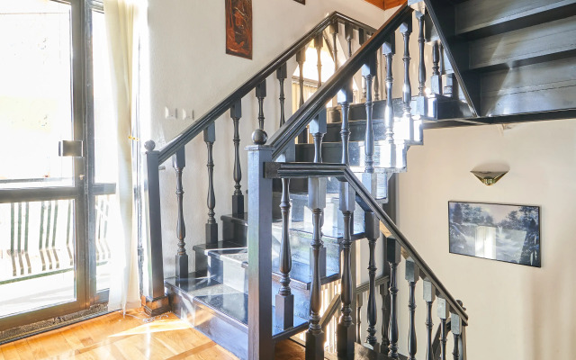 320 m² in the Very Center of Sochi Private House