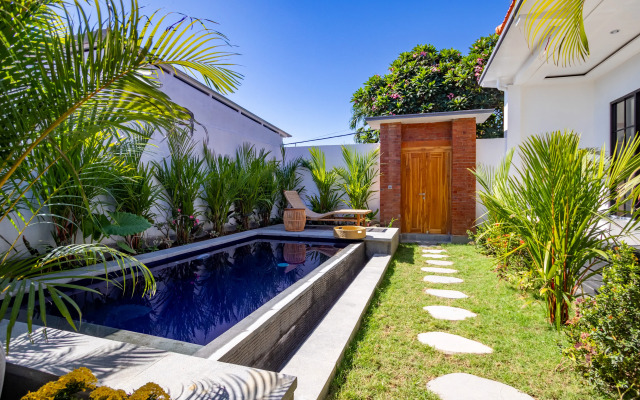 Novaya Chastnaya, Ogromny Basseyn, Changu, View Bali Villa