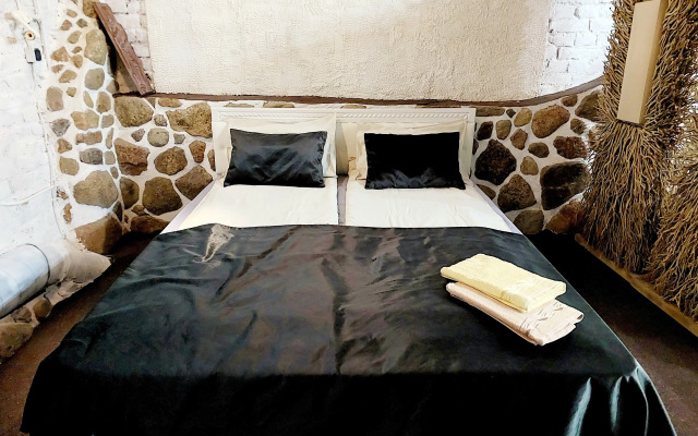 Srednevekovaya Berloga Vozle Taverny S Otdelnym Vkhodom Apartments