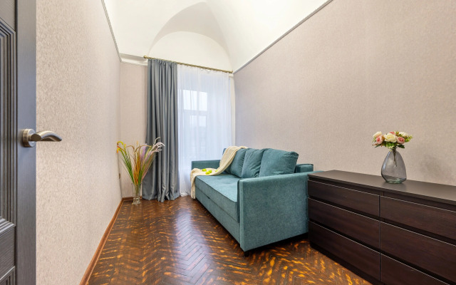 Квартира с видом на Неву