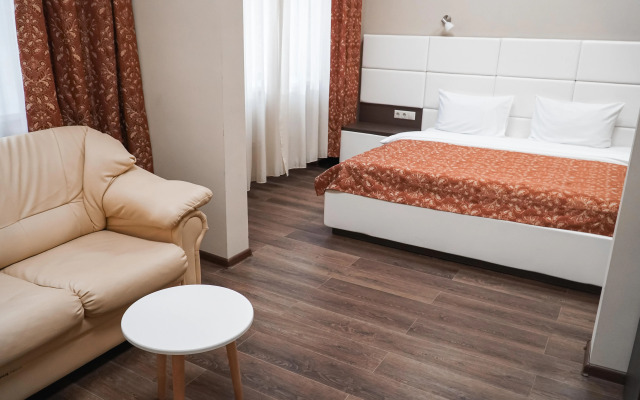 Taym Hotel