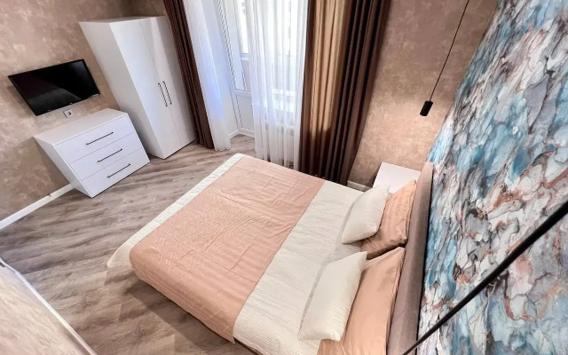 Dvukhkomnatnaya V Tsentre Flat