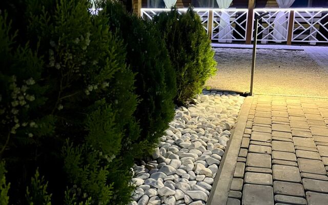 Белый песок