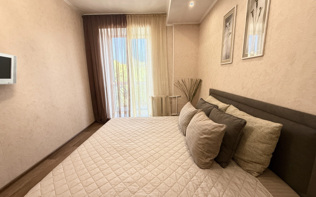 V Samom V Serdtse Tyumeni Na Tsvetnom Bulvare Apartments