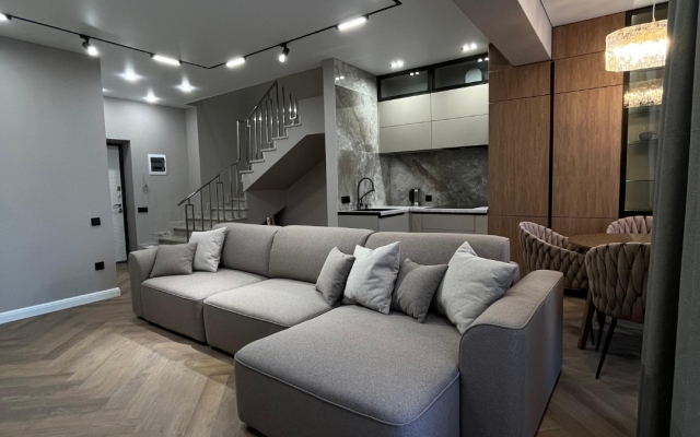 Apartamenty Pyat Zvyozd Flat