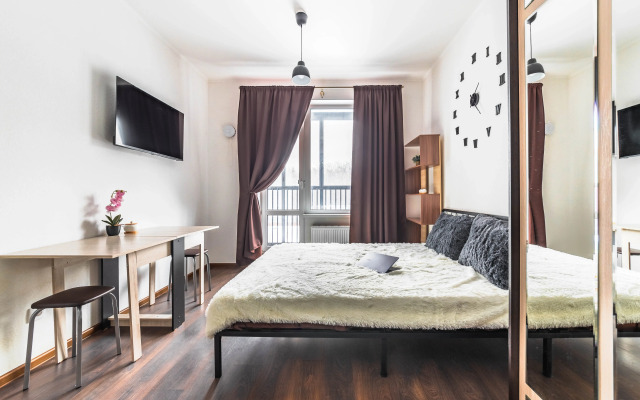 Tikhaya Studiya U Metro Staraya Derevnya Apartments