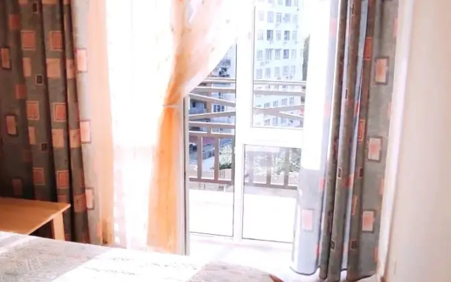 Uyutnaya Kvartira Ul.troitskaya, 33 Flat