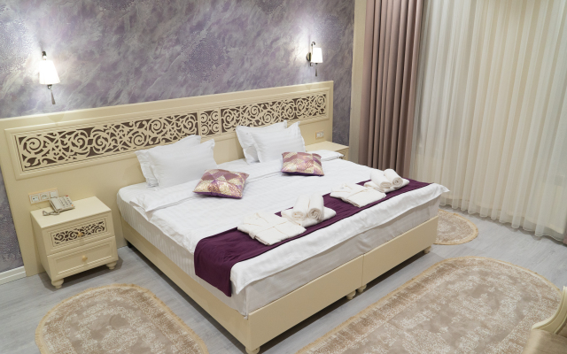 Silk Road Empire Hotel