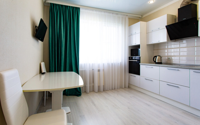 Квартира КакДома Двухкомнатная на Фронтовиков