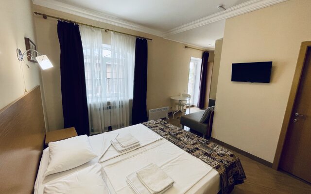 Marlen Guest House