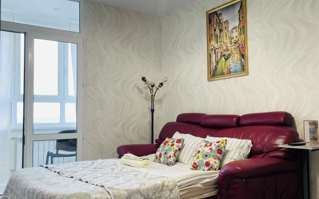 Bolshaya dvushka s otdelnymi komnatami Flat